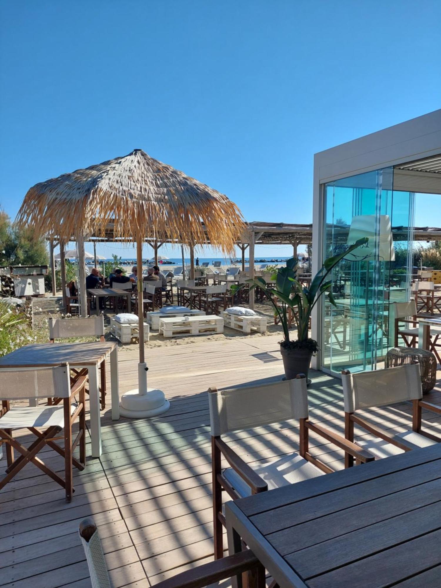 Hotel Astor B&B Lido di Classe Bagian luar foto